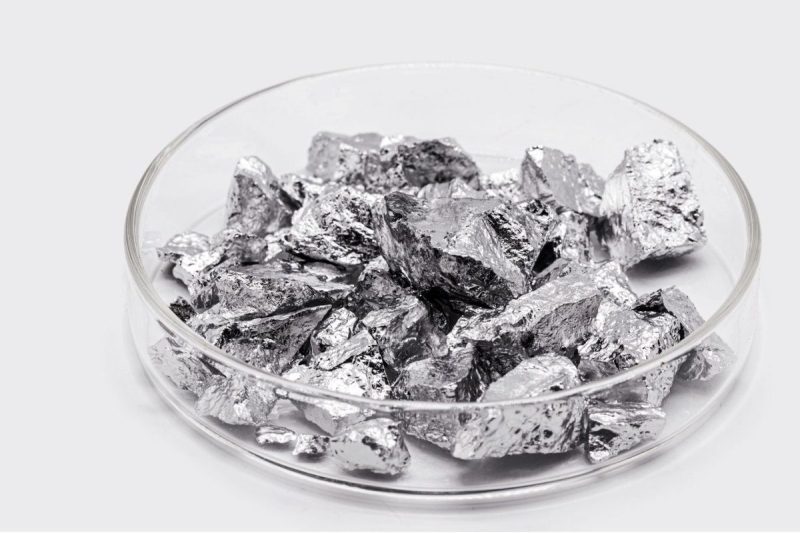 How to Invest in Aluminum Stocks (Updated 2024)